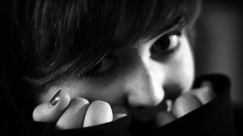 Get Shy People to Open Up by Asking Them Easy Questions