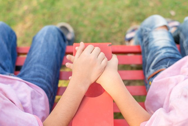 How to Connect with Others and Feel Less Alone in the World