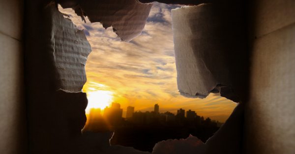 7 Things Happen When You Live Outside The Box