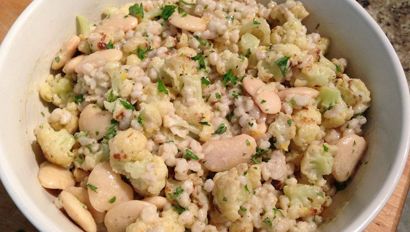 Make Quick Veggie Meals with the “Grain, Green, Bean” Formula