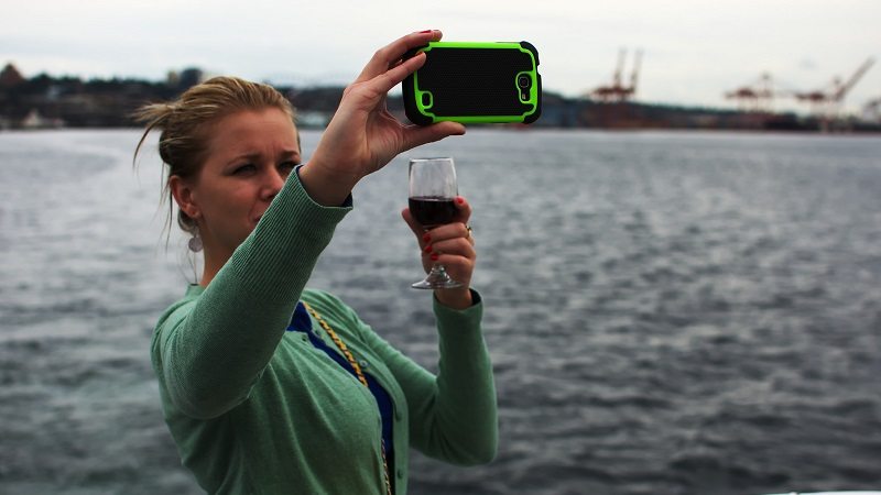 Five Surprising First Date Deal Breakers
