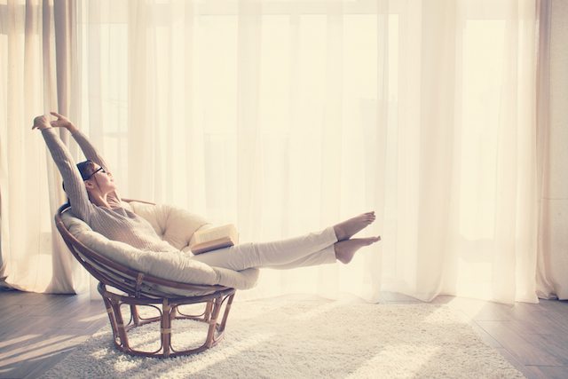8 Simple Ways to De-Stress and Rejuvenate When You Can’t Take a Vacation