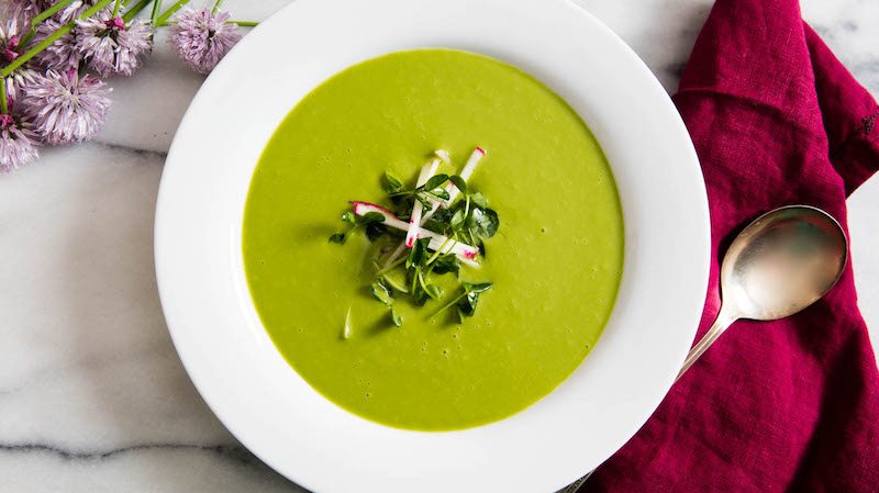 Use Up Wilting Lettuce by Turning It Into a Refreshing Hot or Cold Soup
