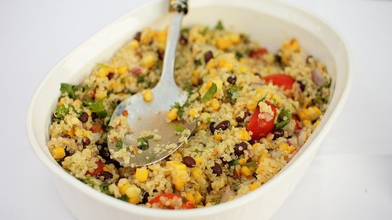 Throw an Easy-to-Manage Dinner Party by Embracing Room Temperature Dishes