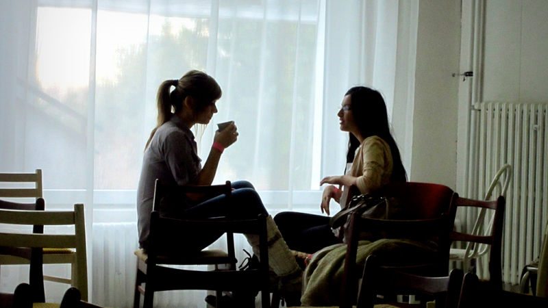 When In Doubt, Mimic the Body Language of Others to Be More Persuasive