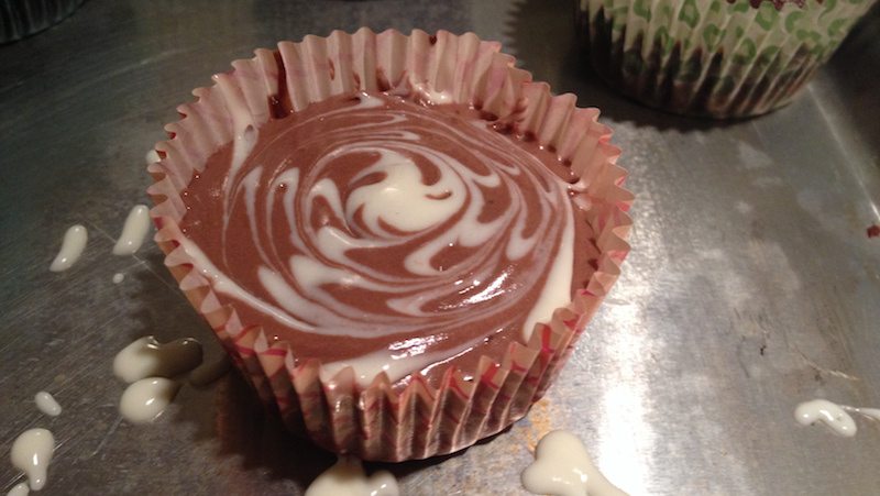 Microwave Canned Frosting in Short Bursts to Make It Easy to Spread