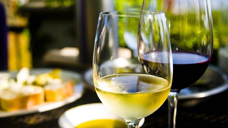 The Best Wines to Pair With Spicy Foods