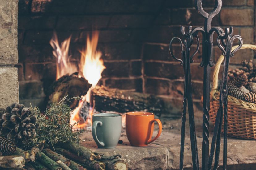 Straightforward, Worry-Free & Cozy AF: Your Guide To The Modern Dinner Party